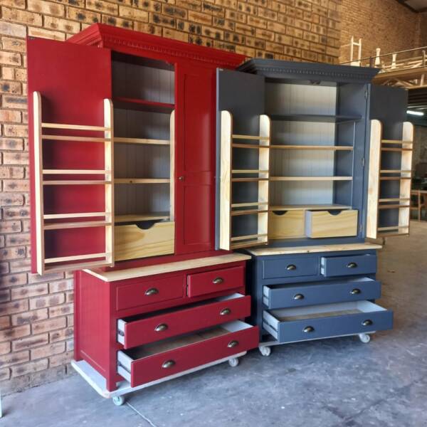 Country Pantry Unit Rawcliffes Furniture